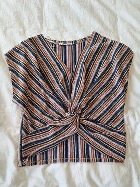Muticolured striped croptop shirt